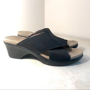 UMBERTO RAFFINI Nolce stretch elastic wedge sandal